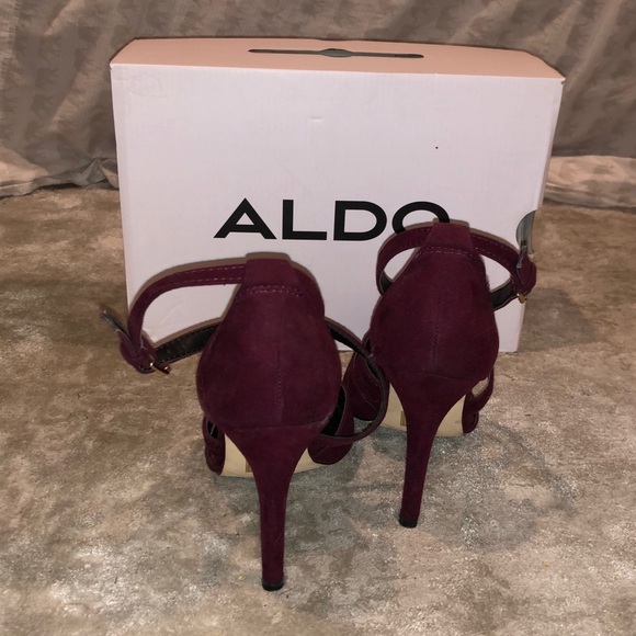 Aldo Burgundy Pump - Picture 4 of 4